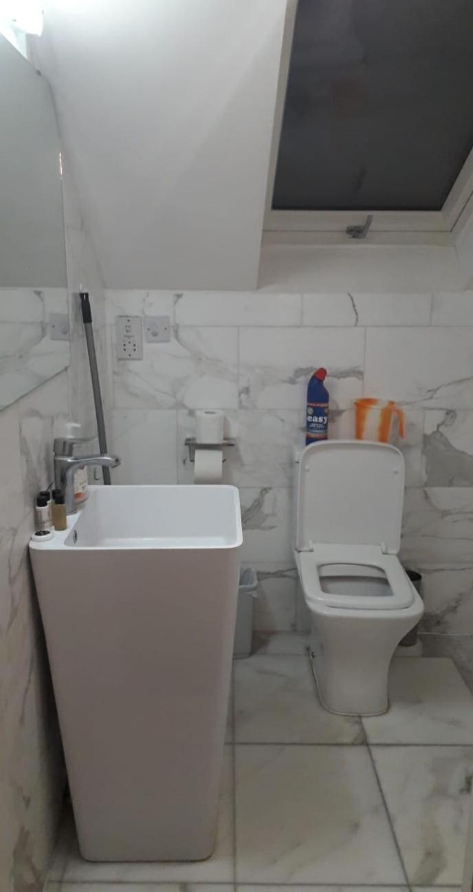 מלון אילפורד 371 Cranbrook Rd Ig2 מראה חיצוני תמונה