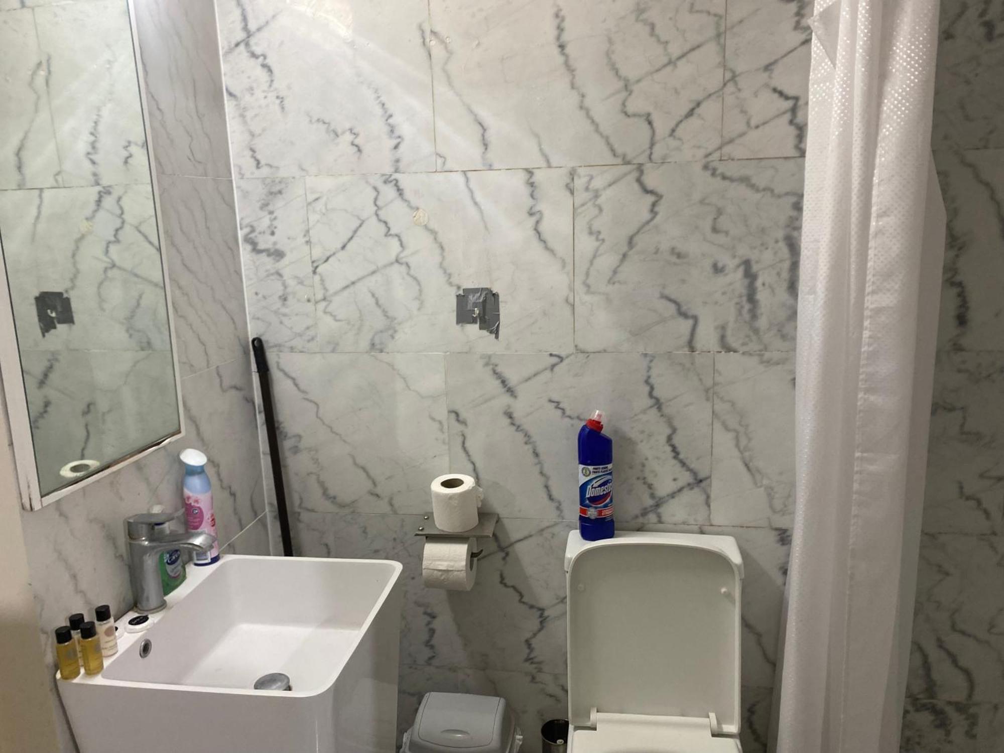 מלון אילפורד 371 Cranbrook Rd Ig2 מראה חיצוני תמונה